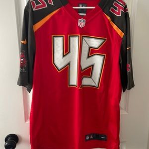 Buccaneers White jersey medium